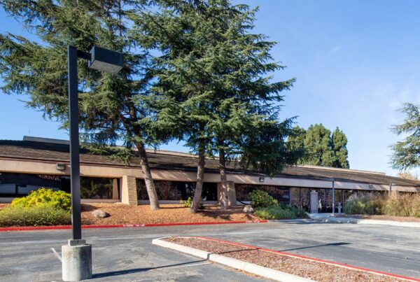 Santa Clara Data Centers - Menlo Digital - 4700 Old Ironsides Dr