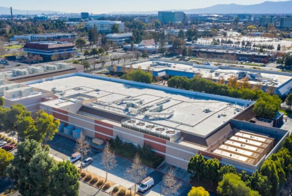 Santa Clara Data Center - Menlo Digital - 4650 Old Ironsides Dr-Exterior